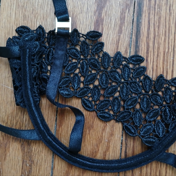 ❤️Victoria Secret Bluebella Lace bra❤️ - Picture 4 of 10